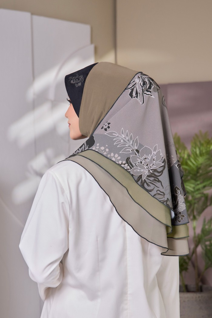 3 LAYER JUWITA 02078 HARD VISOR